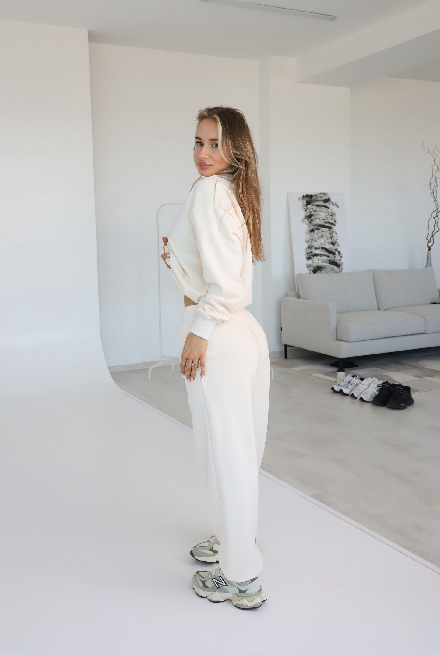 Baggy pants / creamy