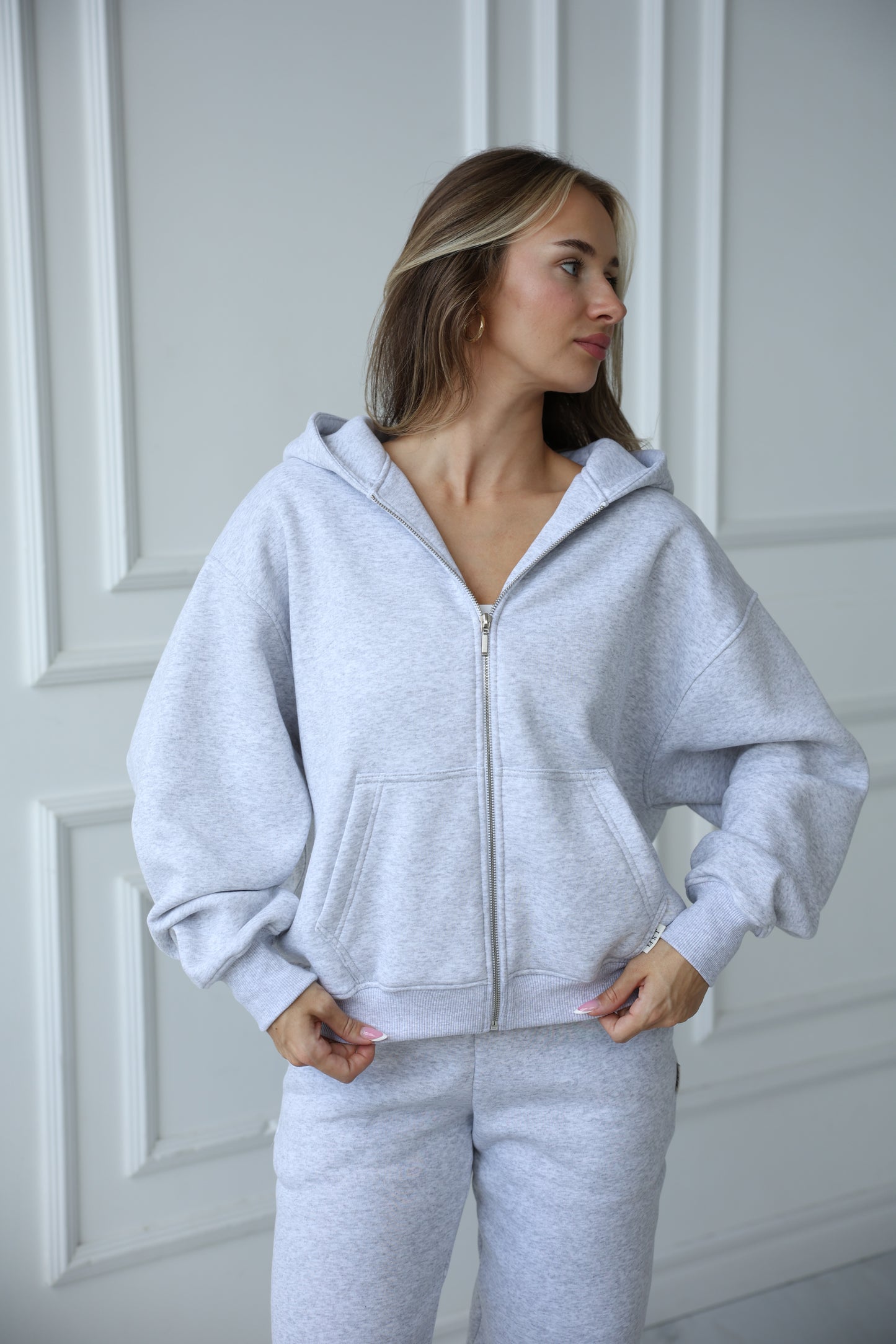 Hooded zip / white melange