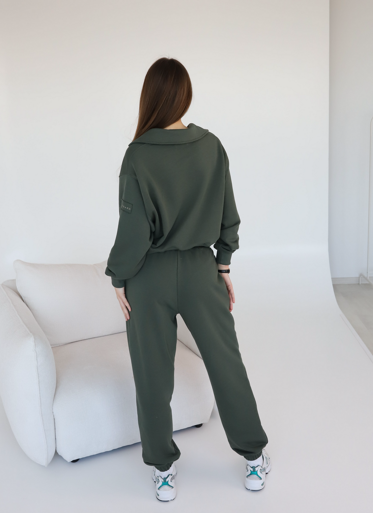 Baggy pants / cold chaki