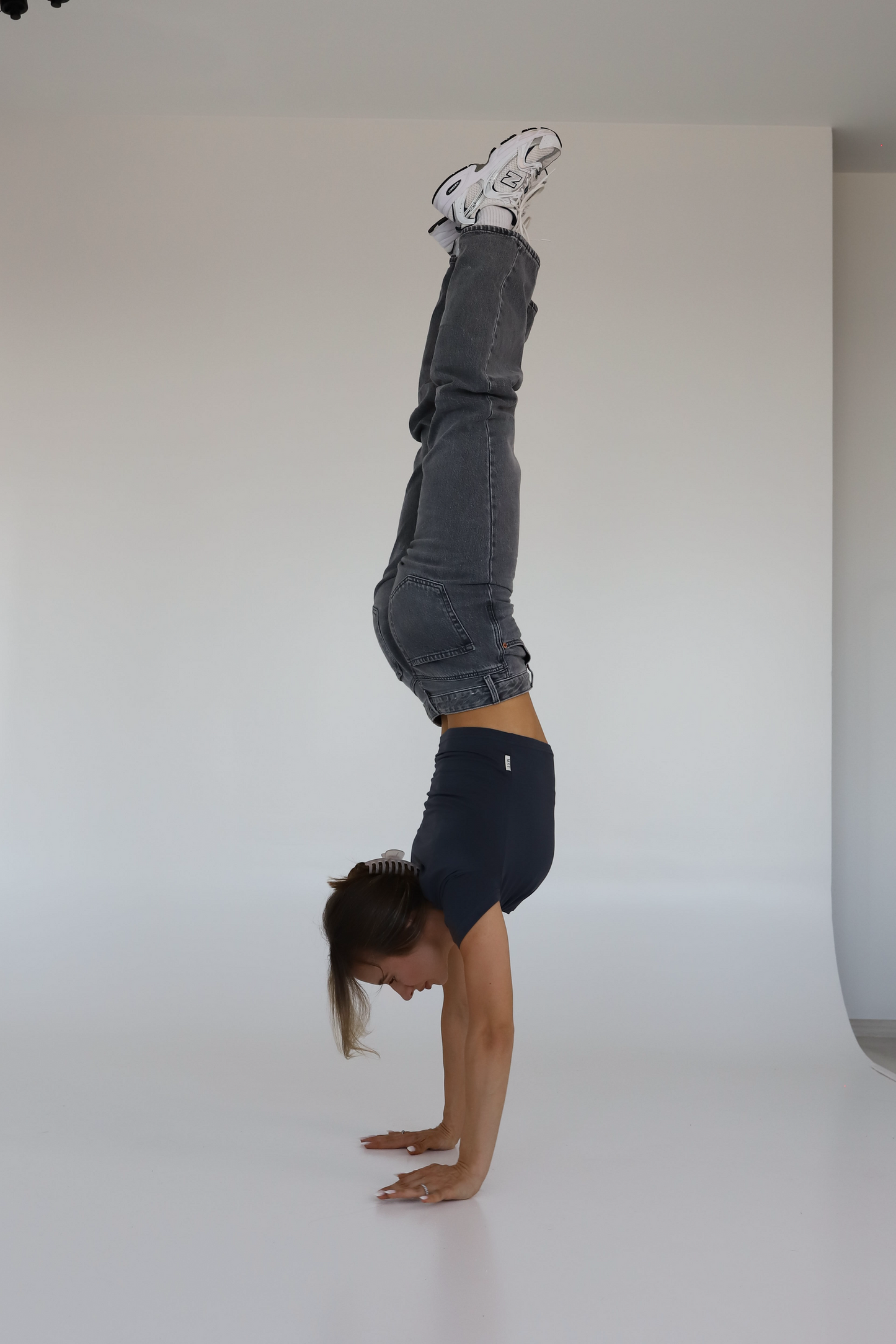 Premium crop tee / grey