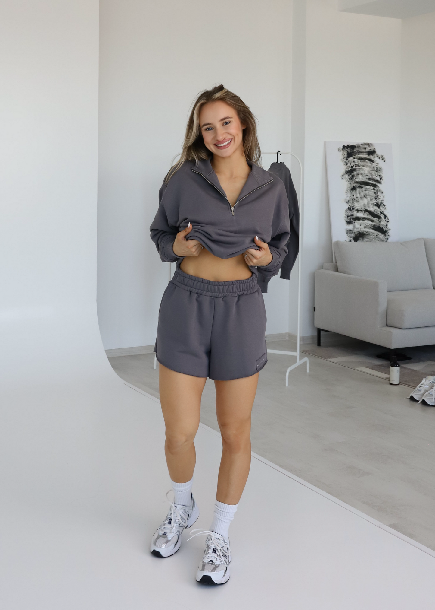 Shorts / grey