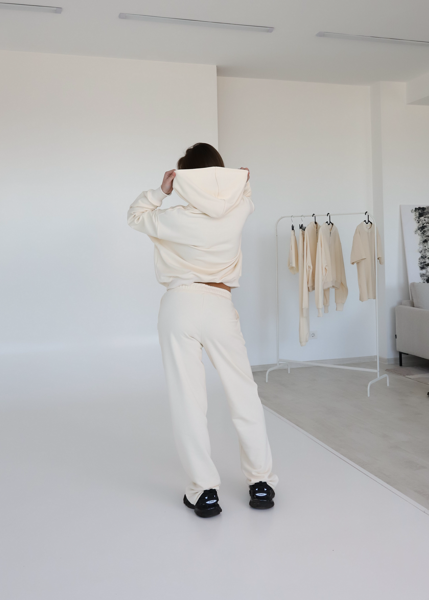 Hooded zip / creamy