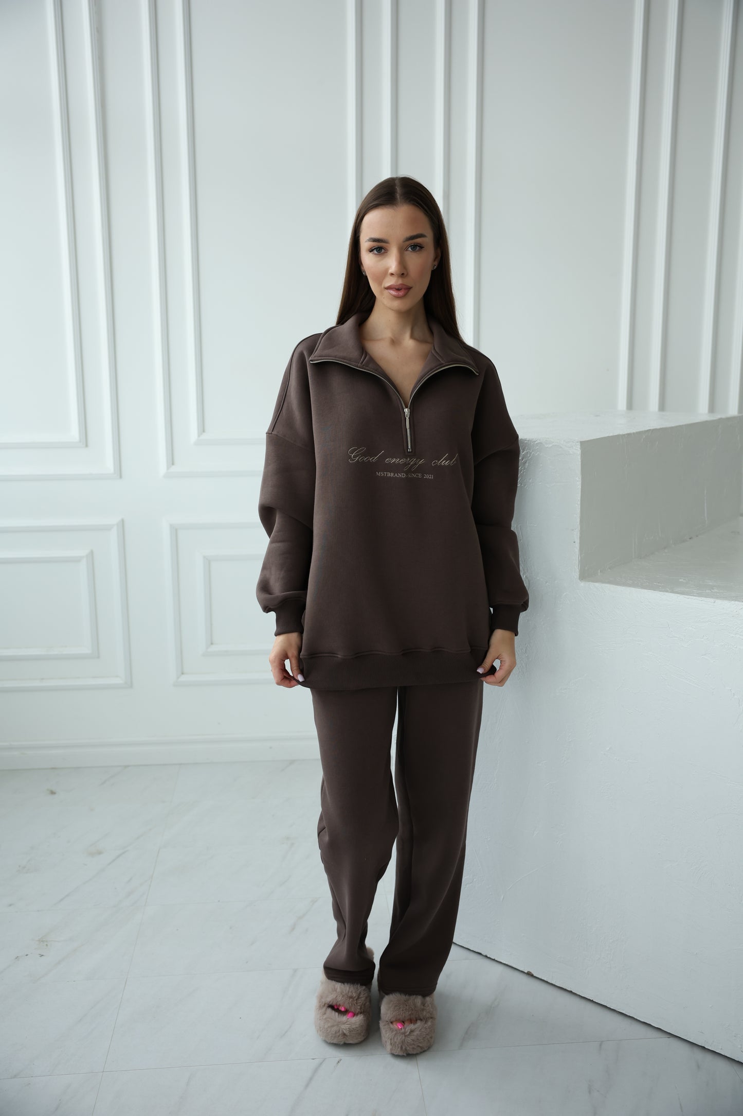 ,,Good energy club zip’’ / taupe