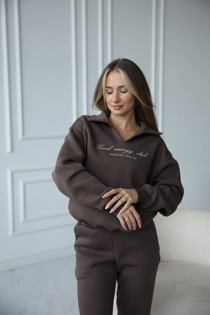 ,,Good energy club’’ collar sweat / taupe