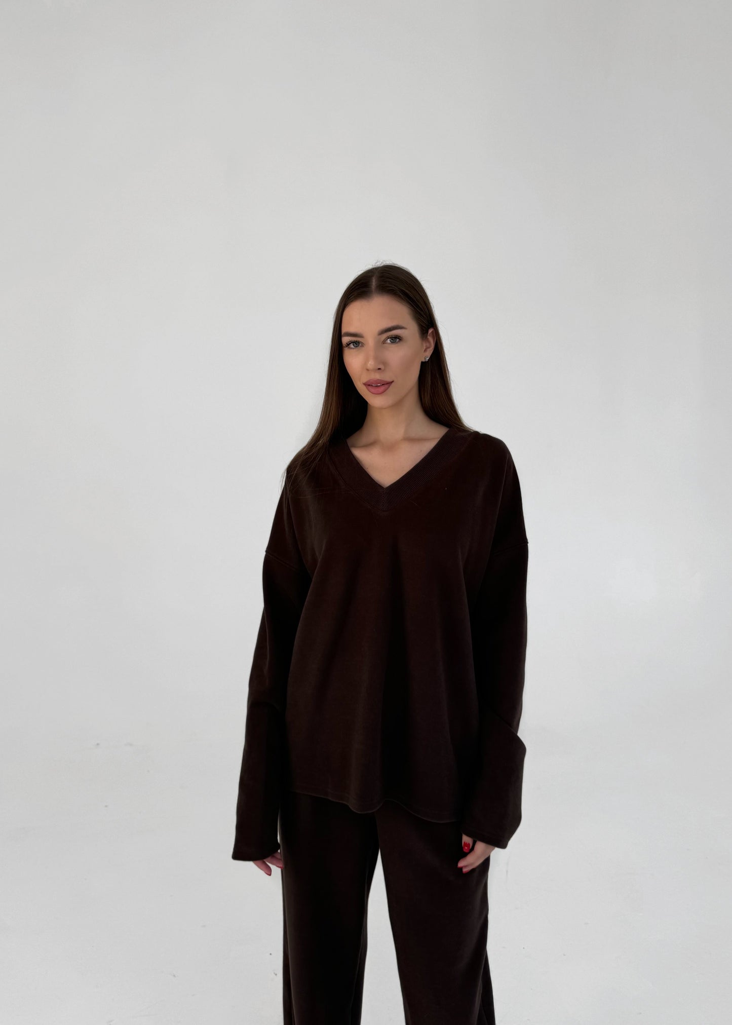 KNIT V NECK SWEATSHIRT / CHOCO