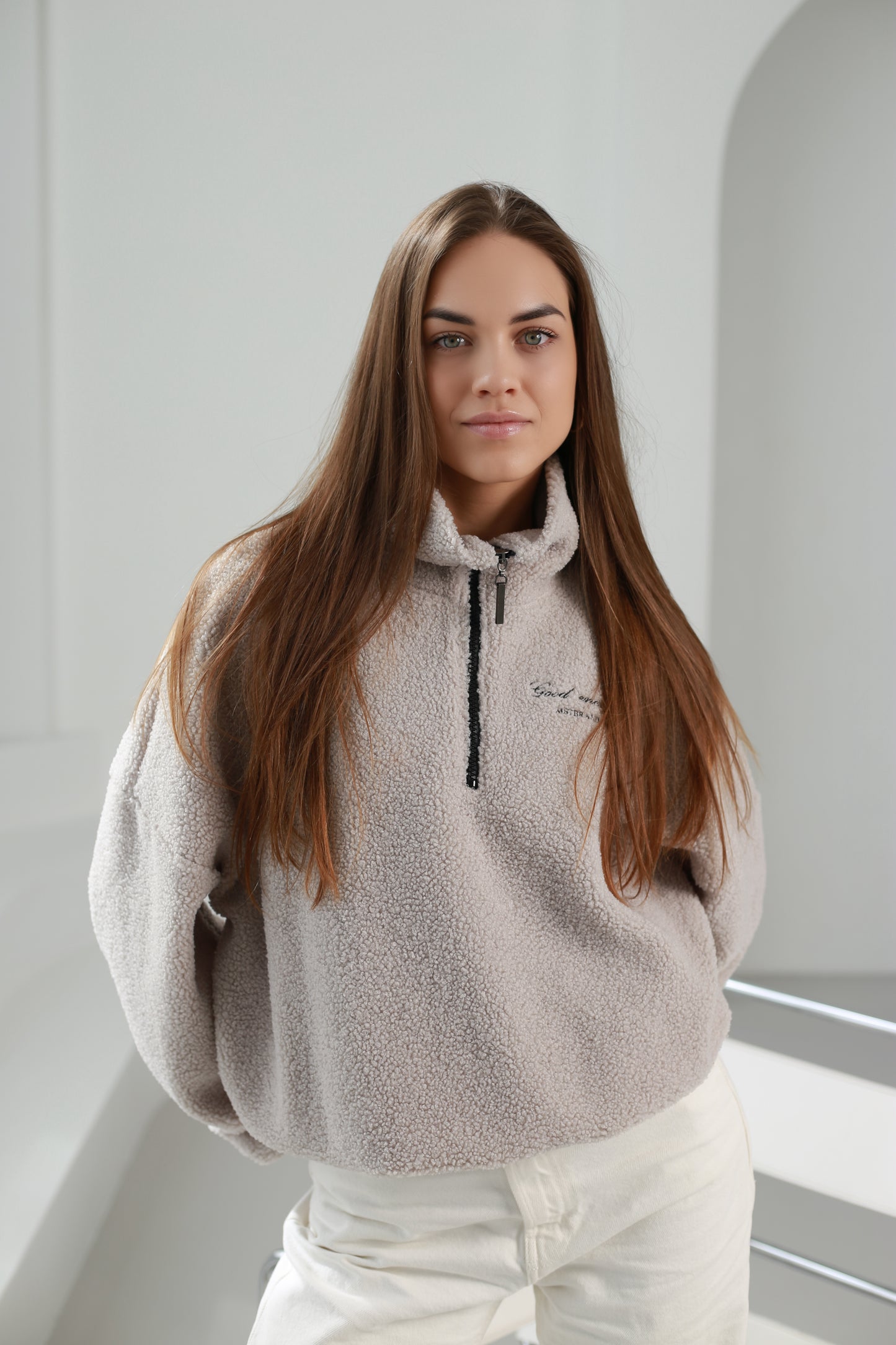 Teddy sweatshirt / greige