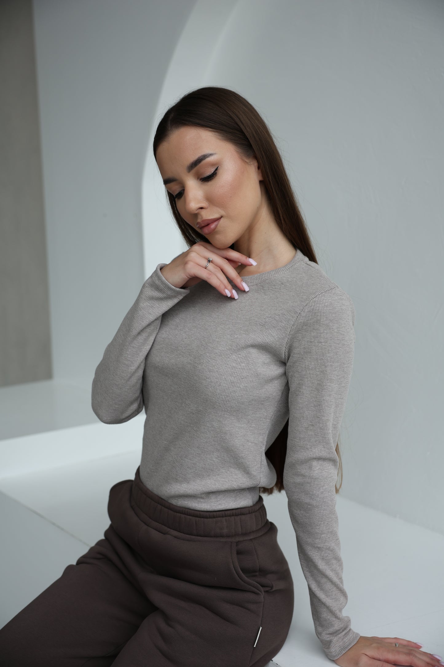 Ribbed longlseeve / taupe melange