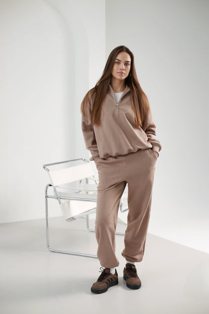 Zip collar sweatshirt / nude