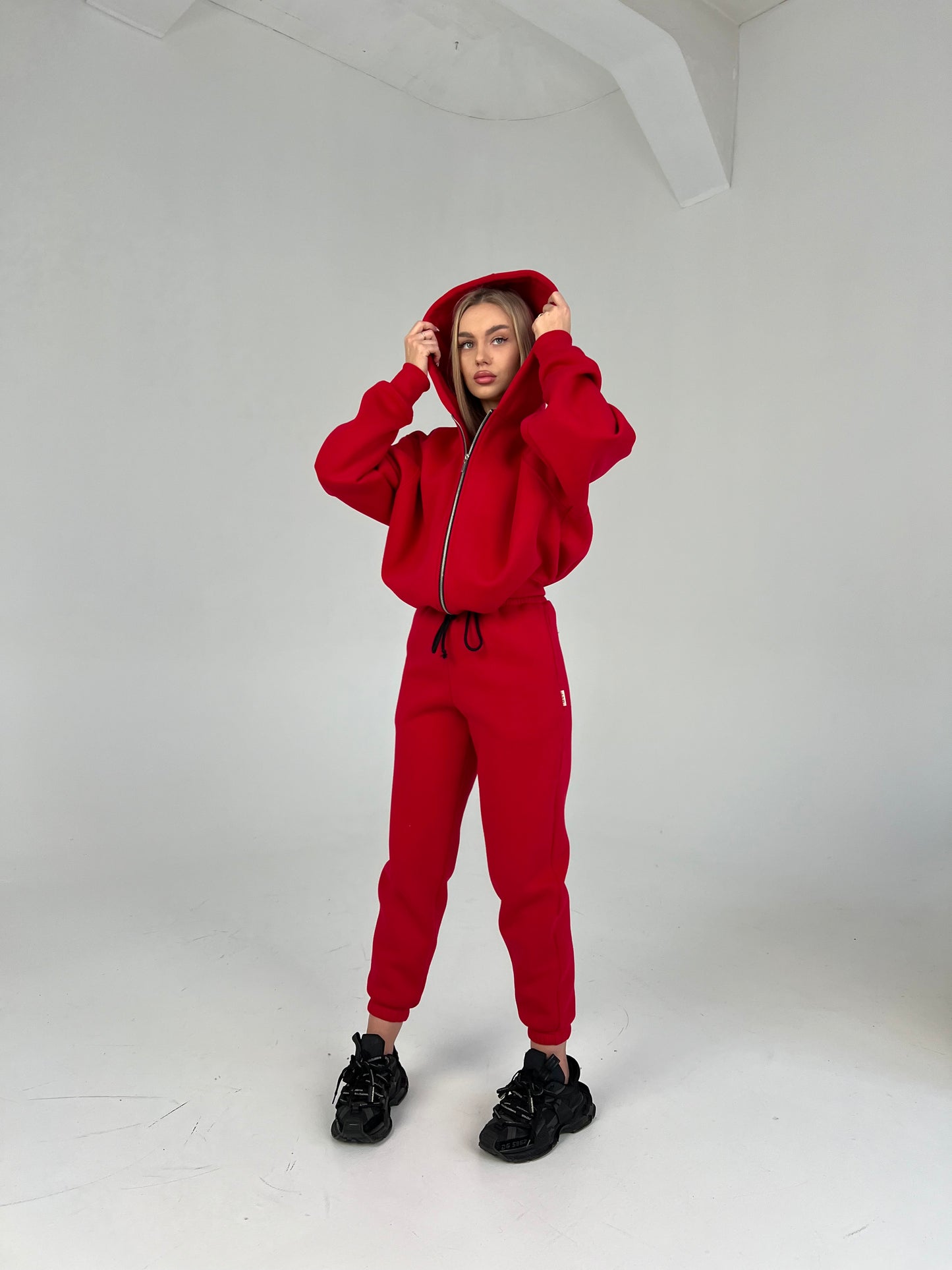 SHORT HOODIE with ZIP / RED