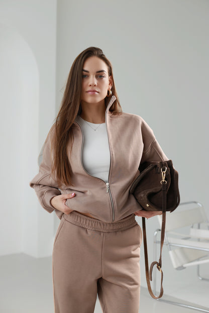 Zip up sweatshirt / nude