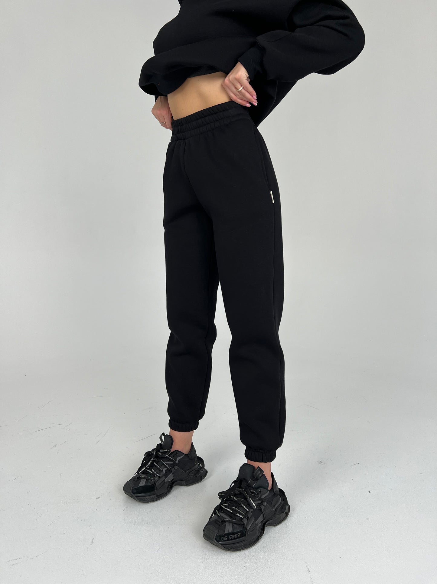 SWEATPANTS / BLACK