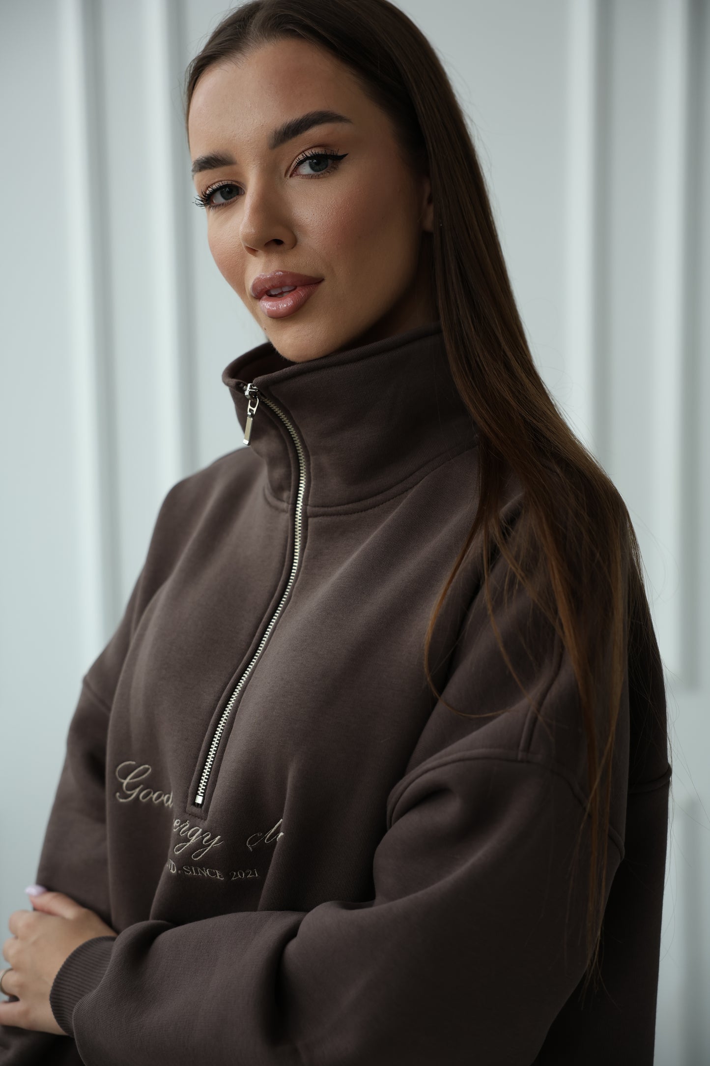 ,,Good energy club zip’’ / taupe