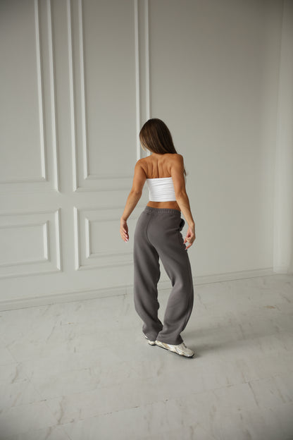 Straight sweatpants / grey
