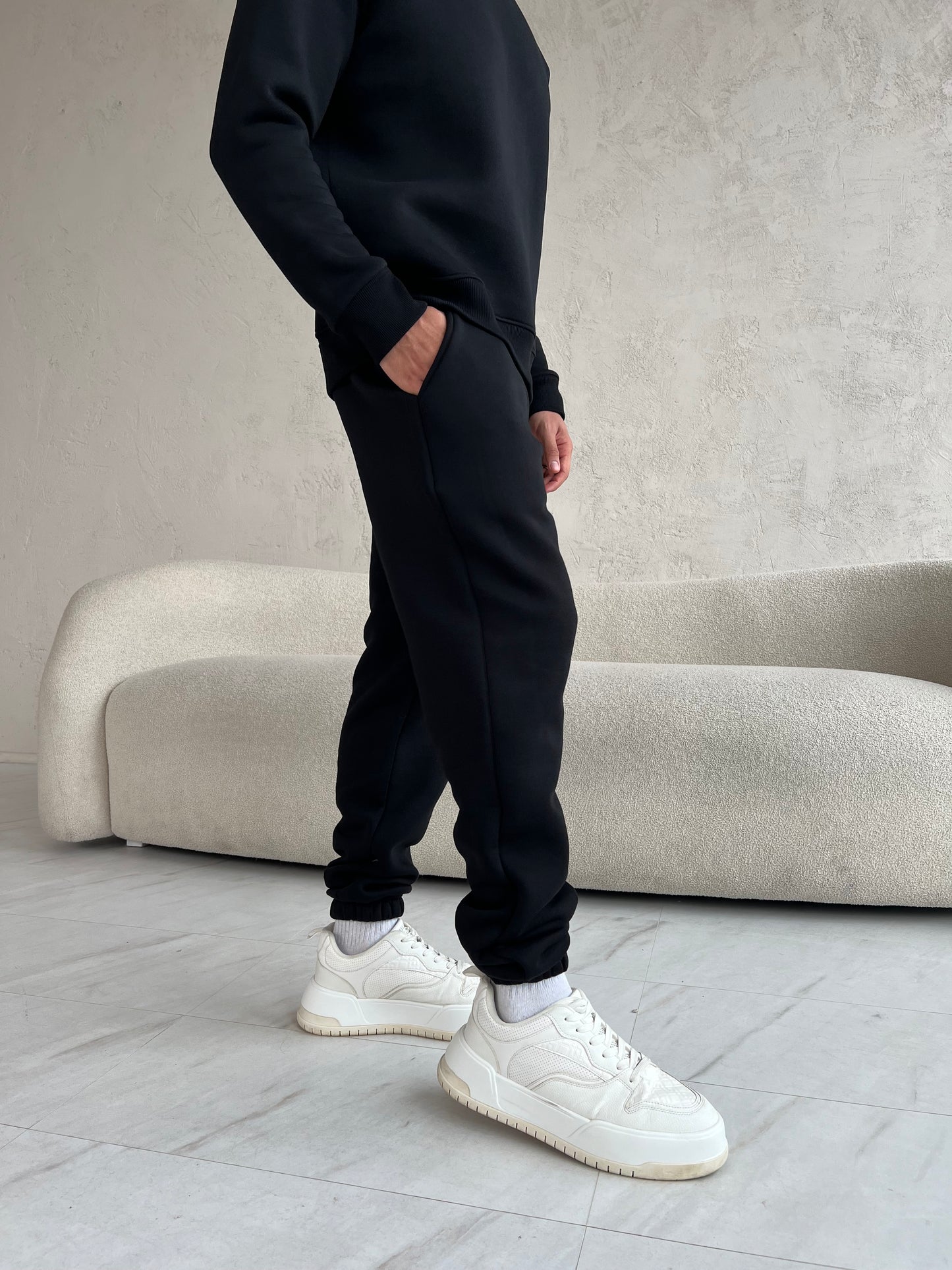 MEN'S SWEATPANTS / BLACK