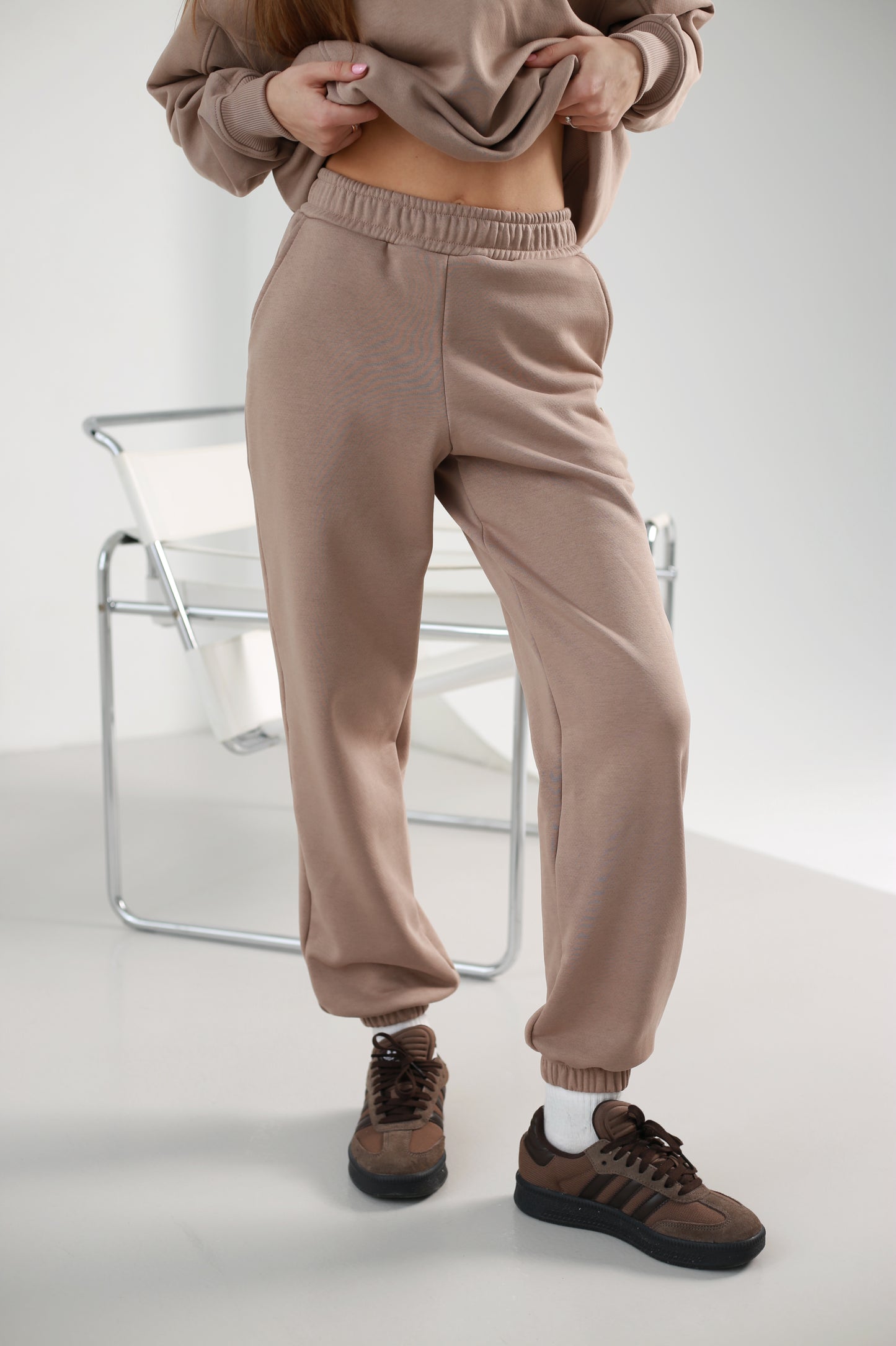 Joggers / nude