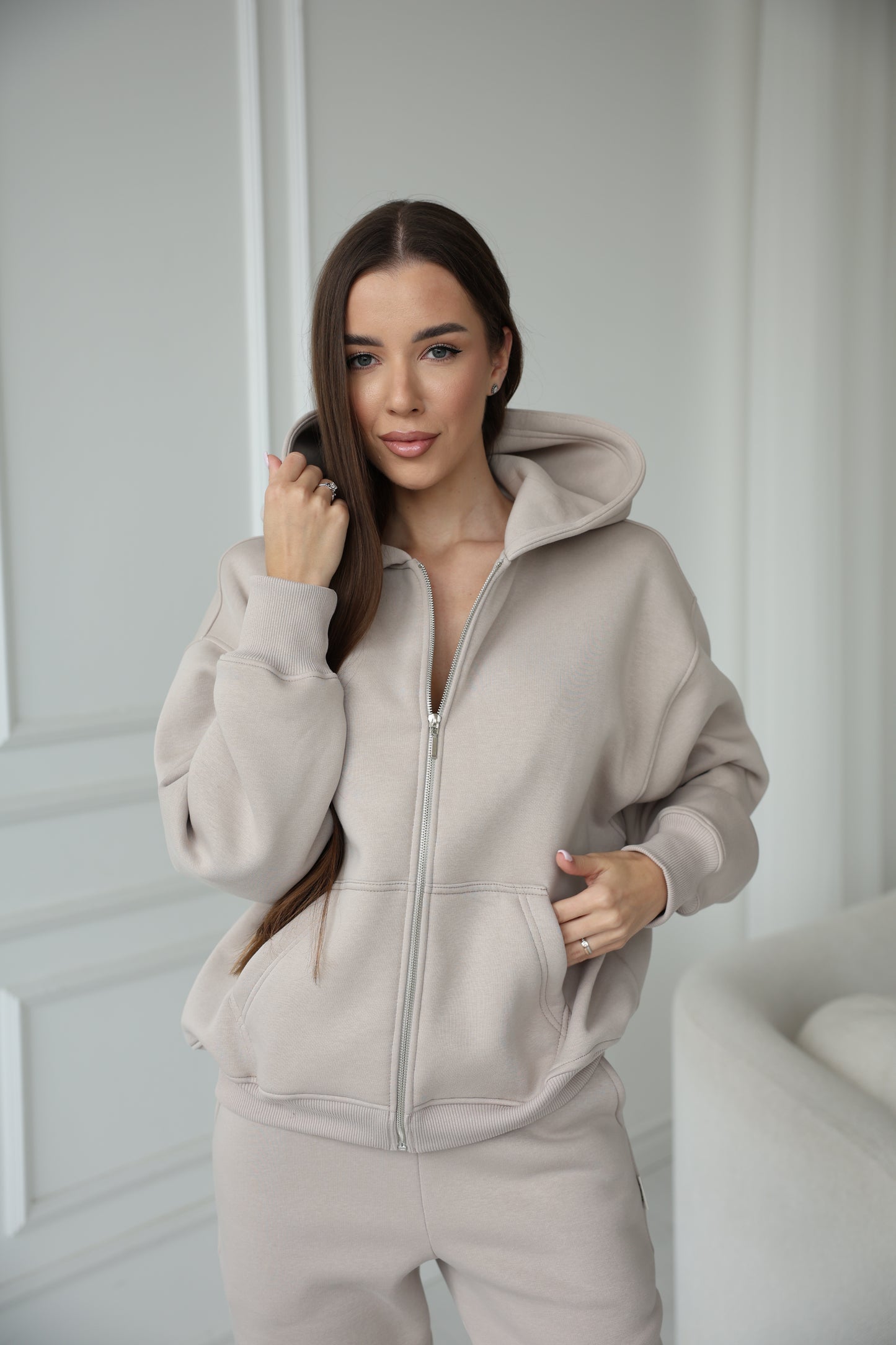 Hooded zip / greige