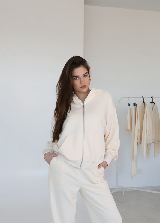 Hooded zip / creamy