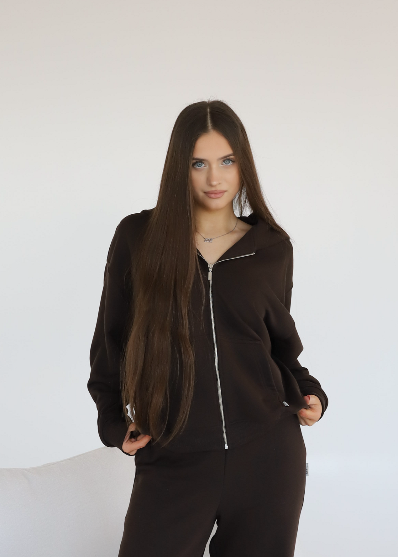 Hooded zip / choco